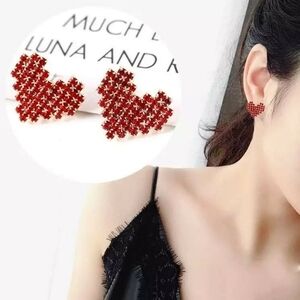 NWOT Red Rhinestone Heart Earrings